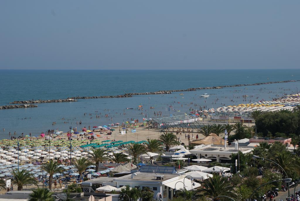 Casa Vacanze Villa Spina San Benedetto del Tronto Exterior foto