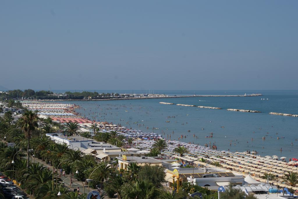 Casa Vacanze Villa Spina San Benedetto del Tronto Exterior foto