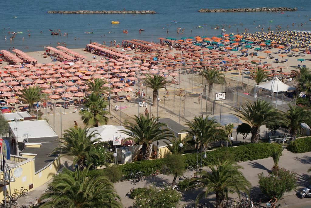 Casa Vacanze Villa Spina San Benedetto del Tronto Exterior foto
