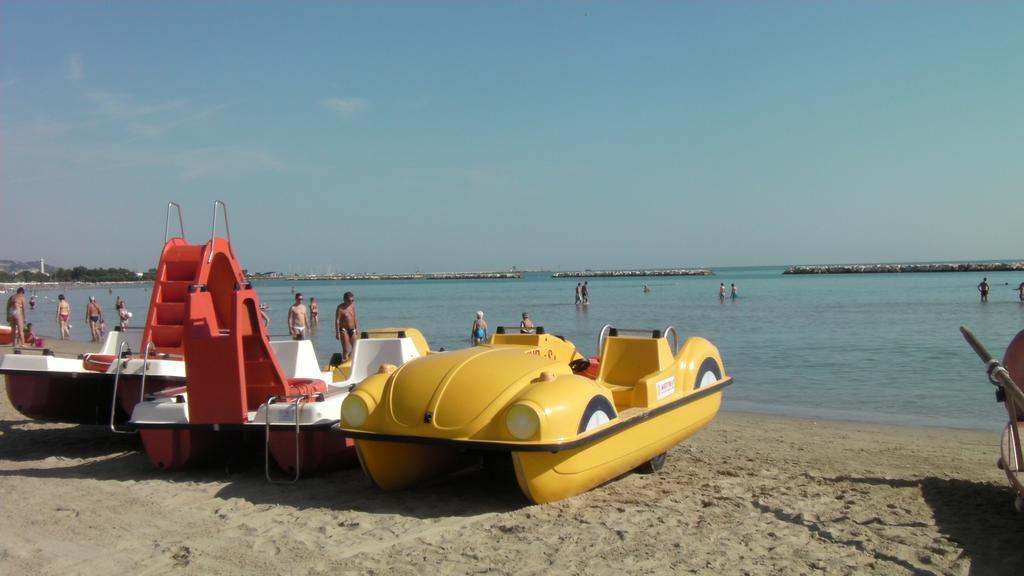 Casa Vacanze Villa Spina San Benedetto del Tronto Exterior foto